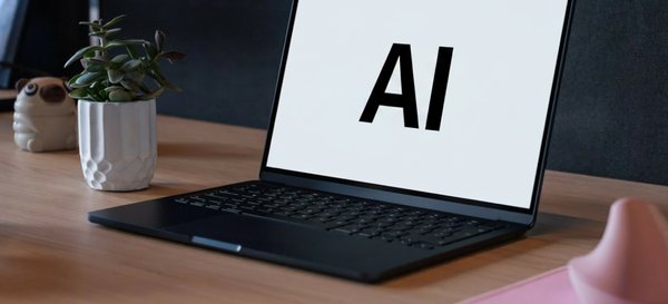 AI不会取代UX设计，而会淘汰不会使用AI的设计团队